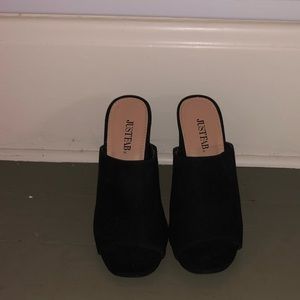 Black heeled mules